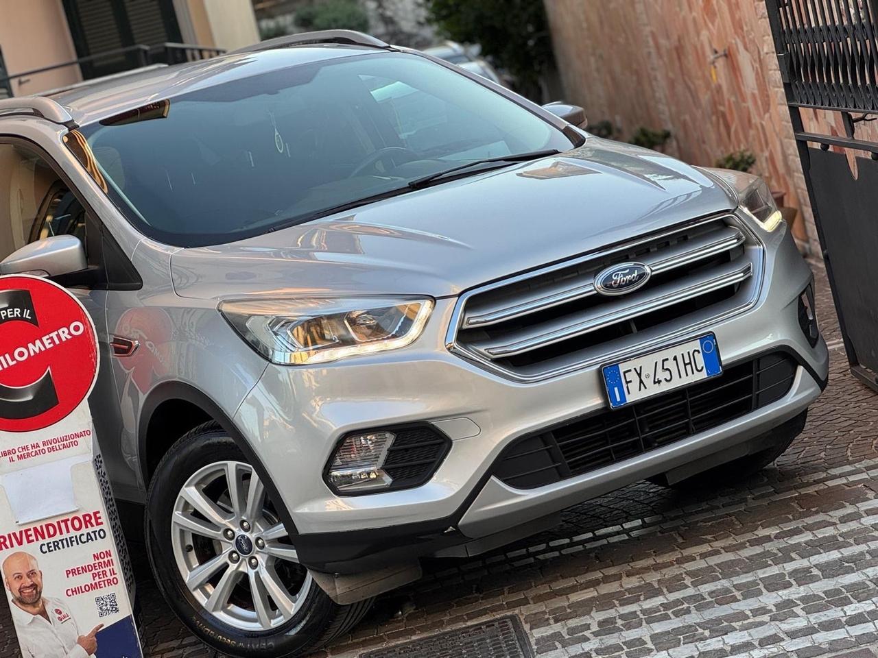 Ford Kuga 2.0 TDCI 120 CV S&S 2WD Powershift Business