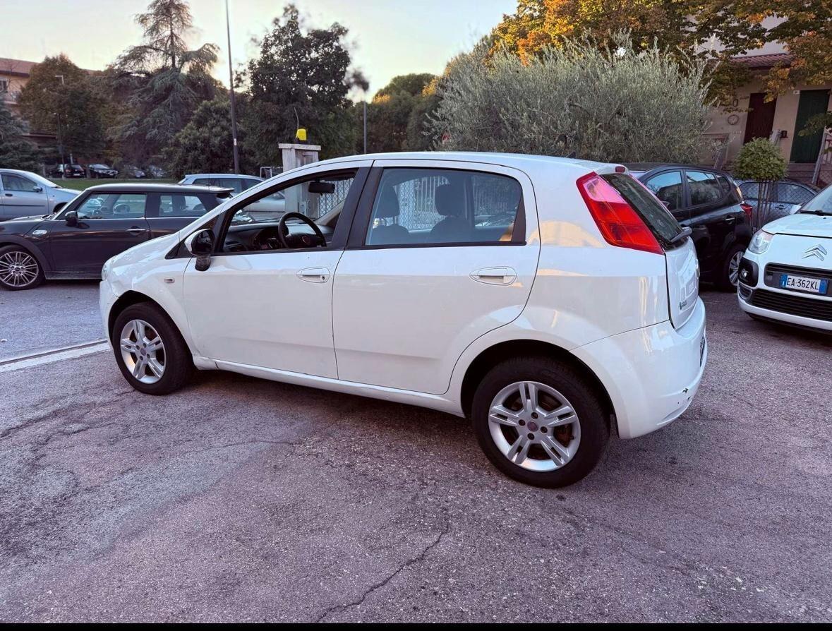 Fiat Grande Punto 1.4 5 porte Active Natural Power