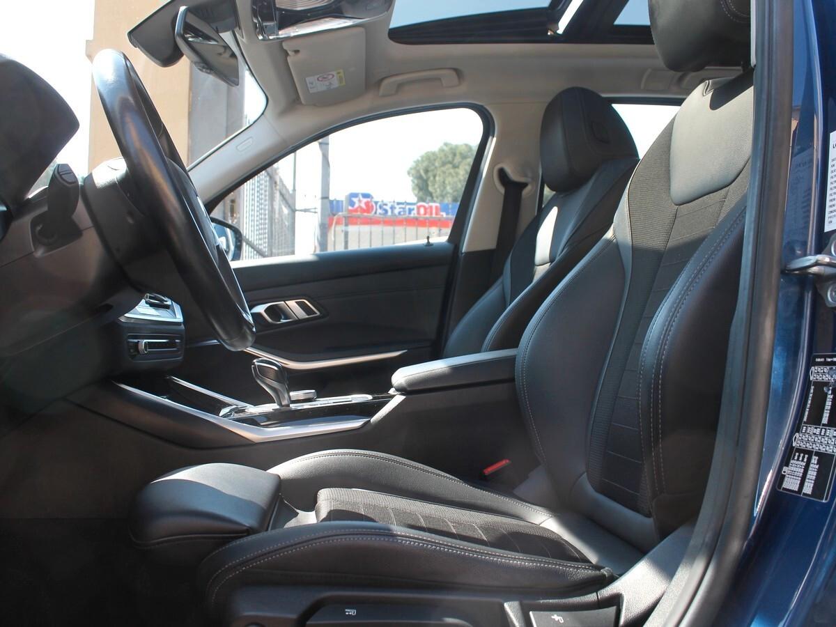 Bmw 318i Touring Sport Aut Nav Tetto Cam UNIPRO IVA DED.