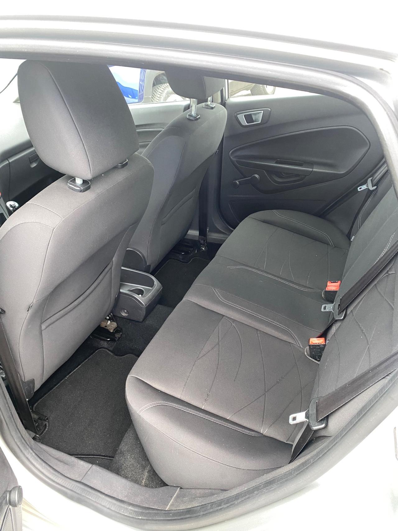 Ford Fiesta 1.5 TDCi 75CV 5 porte