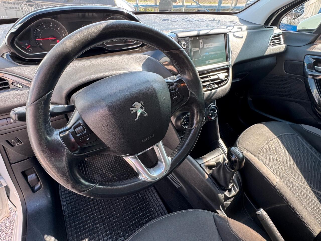 Peugeot 208 5 porte 1400 GPL Motore Nuovo 2014