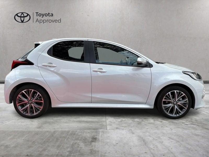 Toyota Yaris Yaris 1.5h 130 Lounge