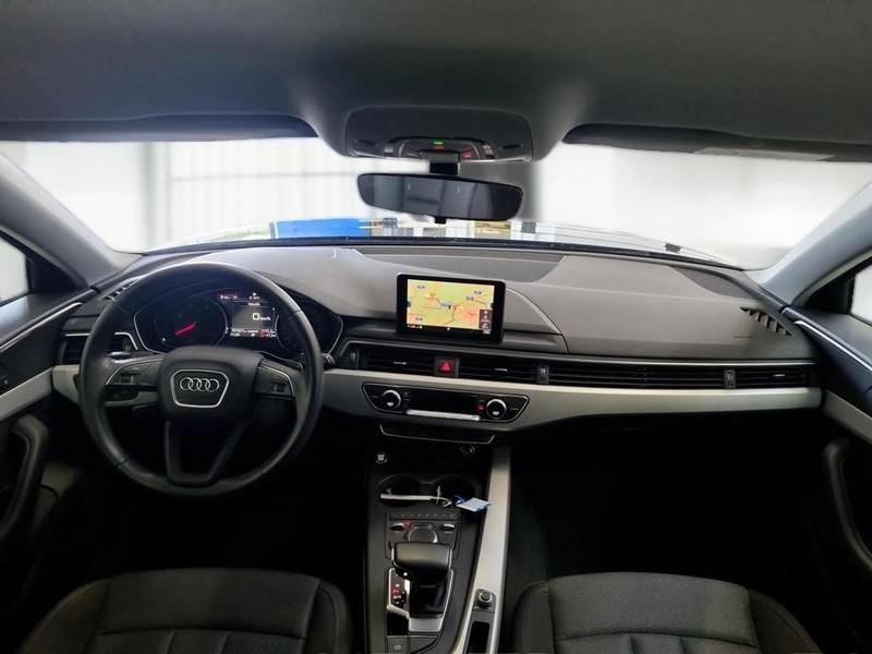AUDI A4 AVANT 2.0 40 TDI BUSINESS S TRONIC STATION WAGON