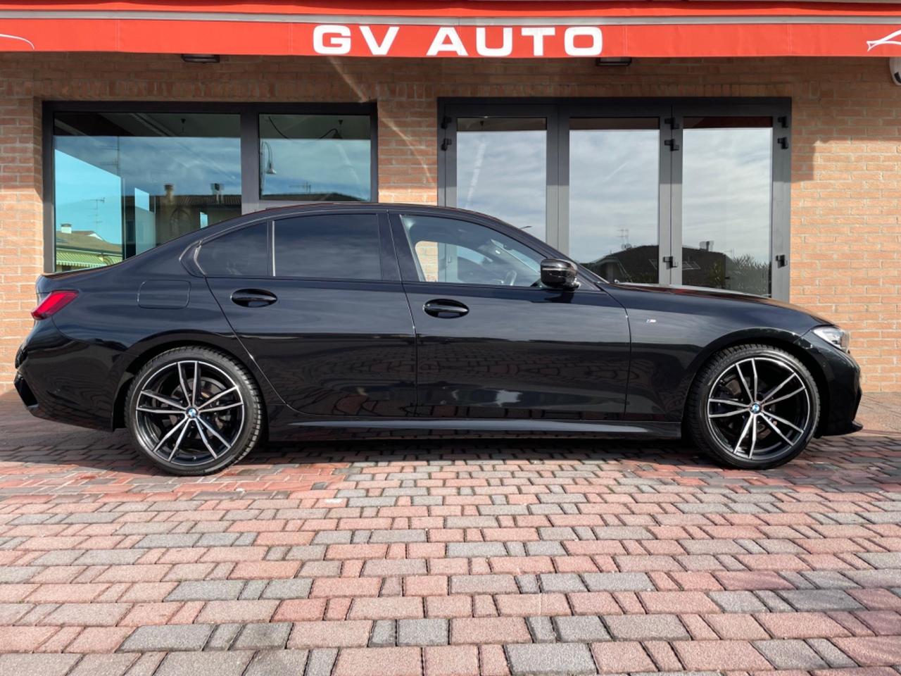 Bmw 320d xDrive Msport TOTAL BLACK