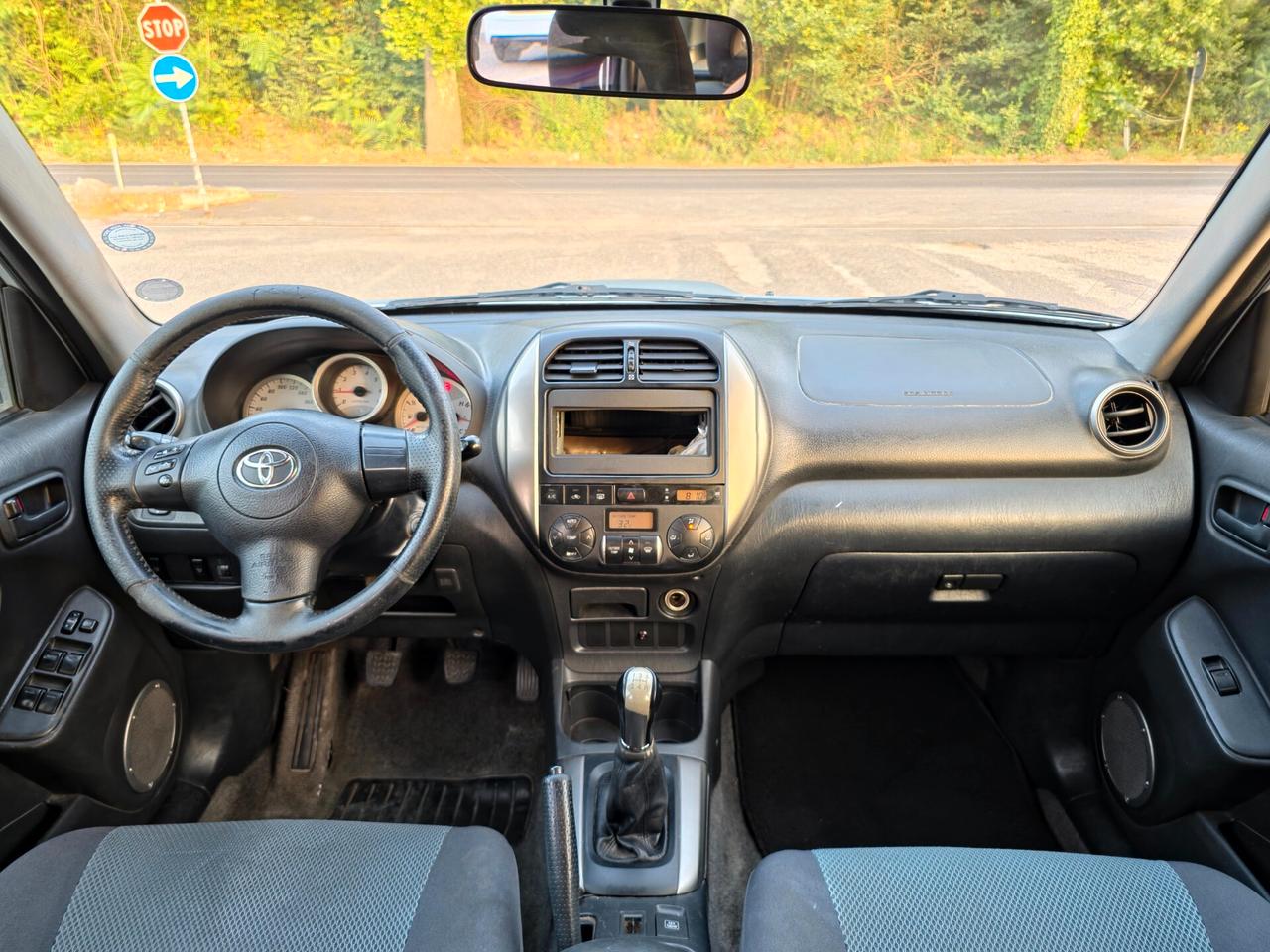 Toyota RAV 4 RAV4 2.0 Tdi D-4D cat 5 porte CV-116 E3 Manuale 4x4 2005