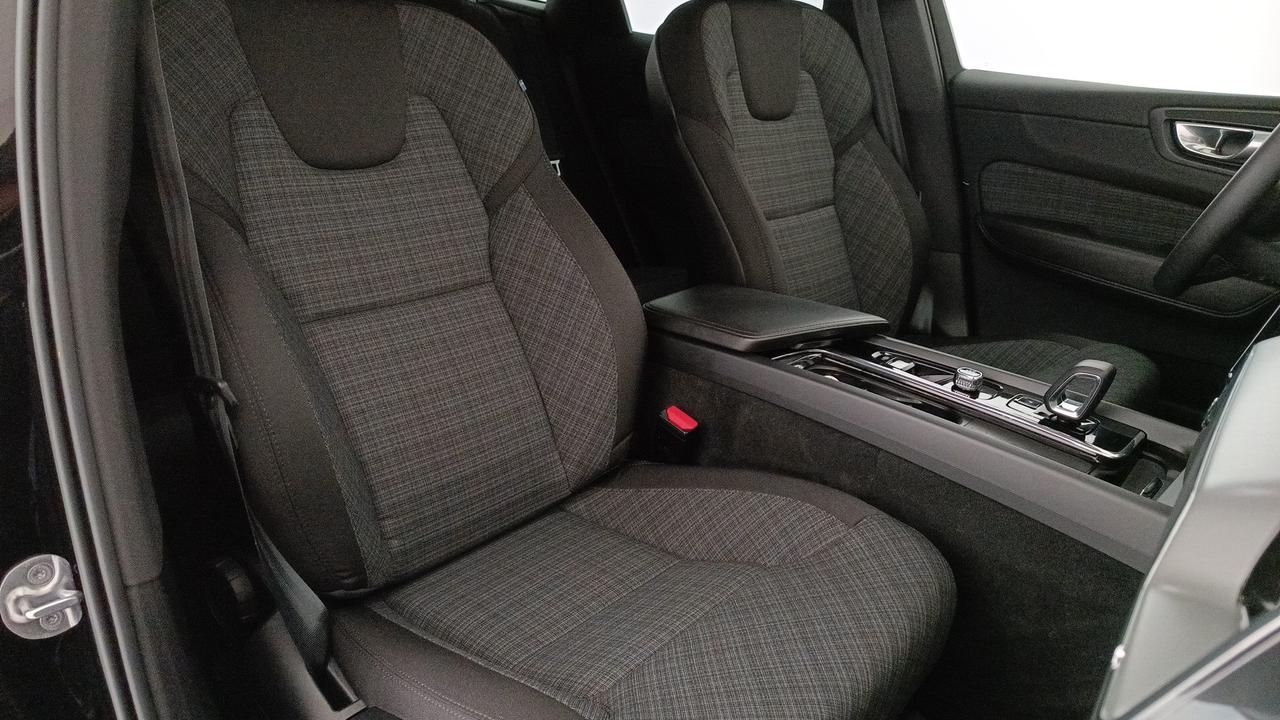 VOLVO XC60 2.0 b4 Inscription auto