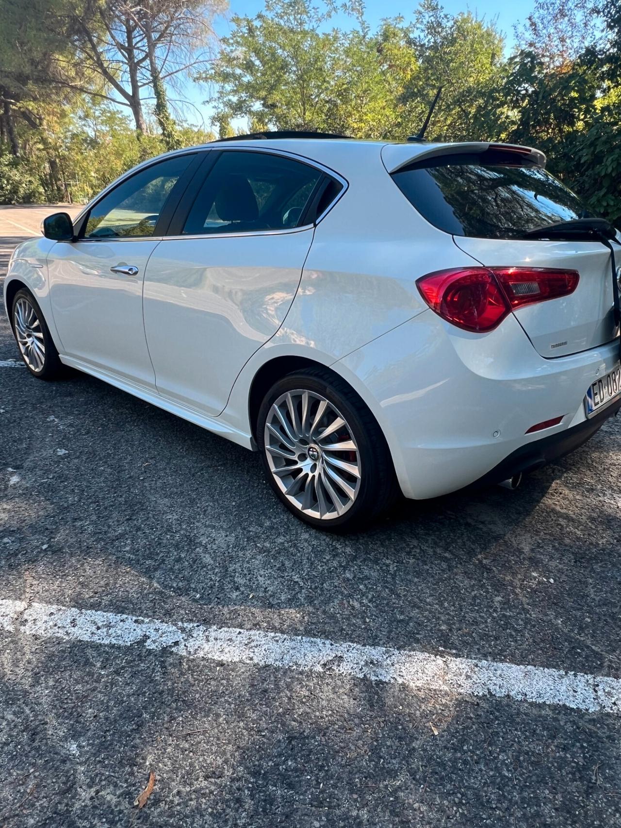 Alfa Romeo Giulietta 2.0 JTDm-2 170 CV Distinctive