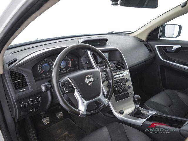 VOLVO XC60 2.4 D 175 CV FWD Momentum - PER OPERATORI DEL SETT