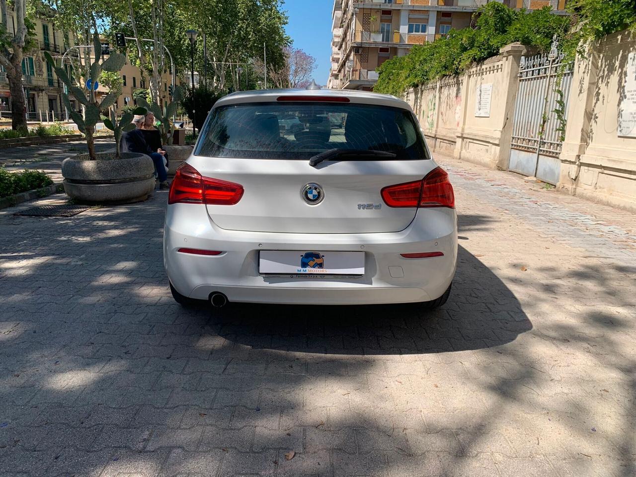 Bmw 116 5p. Advantage automatica