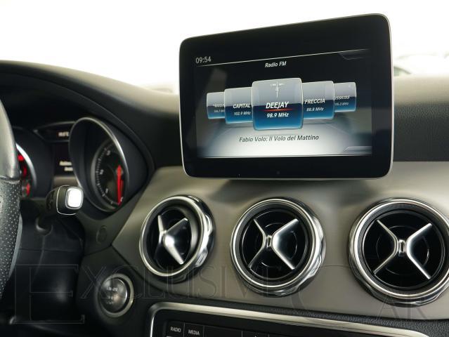Mercedes-Benz GLA 200 GLA 200 d Premium Plus auto