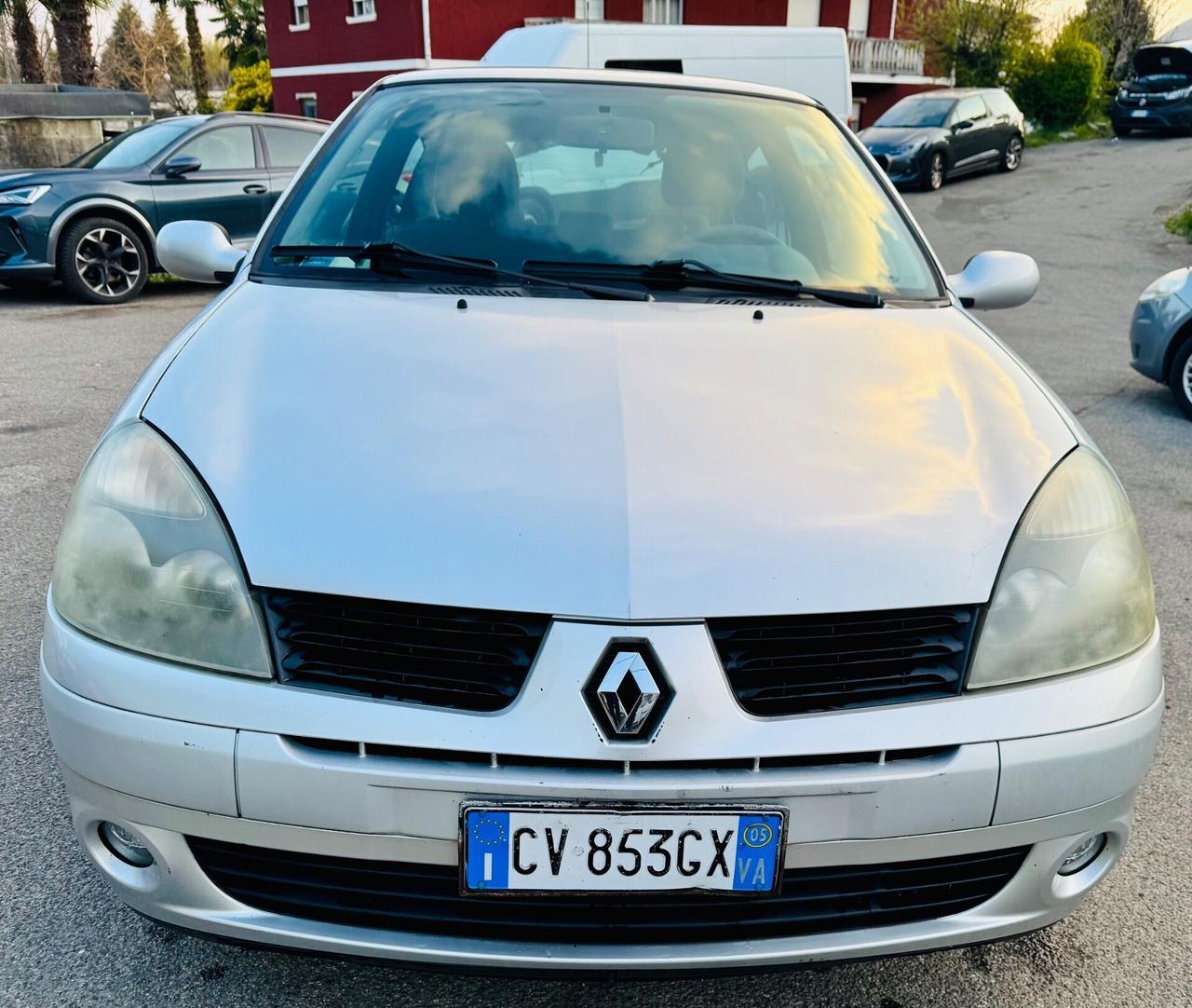 Renault Clio 1.2 16V cat 3 porte