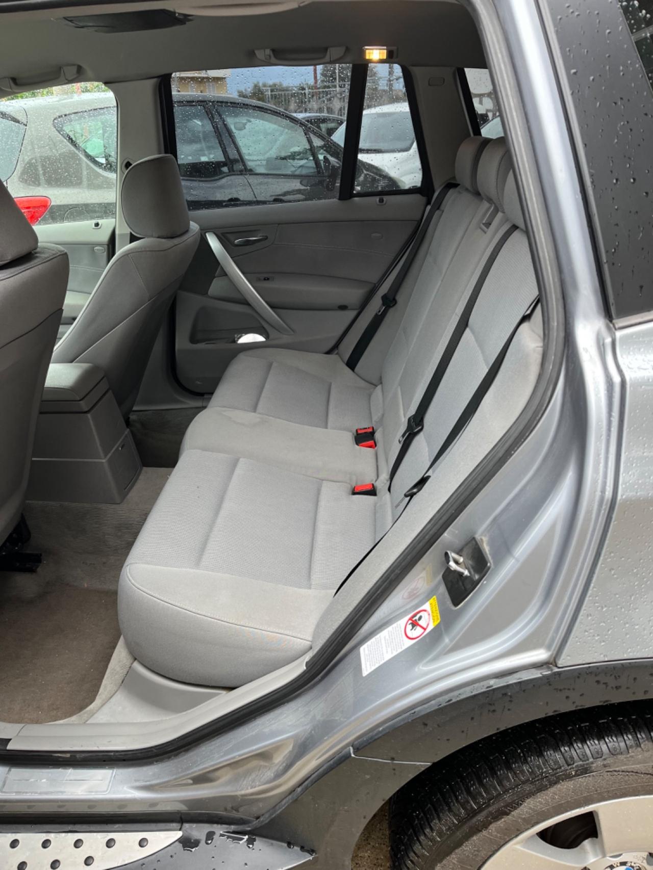 Bmw X3 2.0d cat Futura