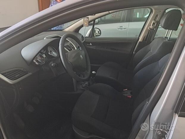 Peugeot 207 sw 1.6 hdi unico prop 2008 tetto aprib