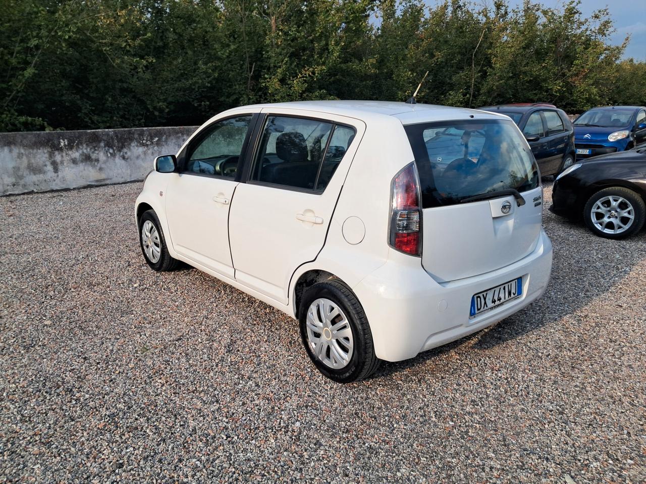 Daihatsu Sirion 1.0 Clima Idroguida