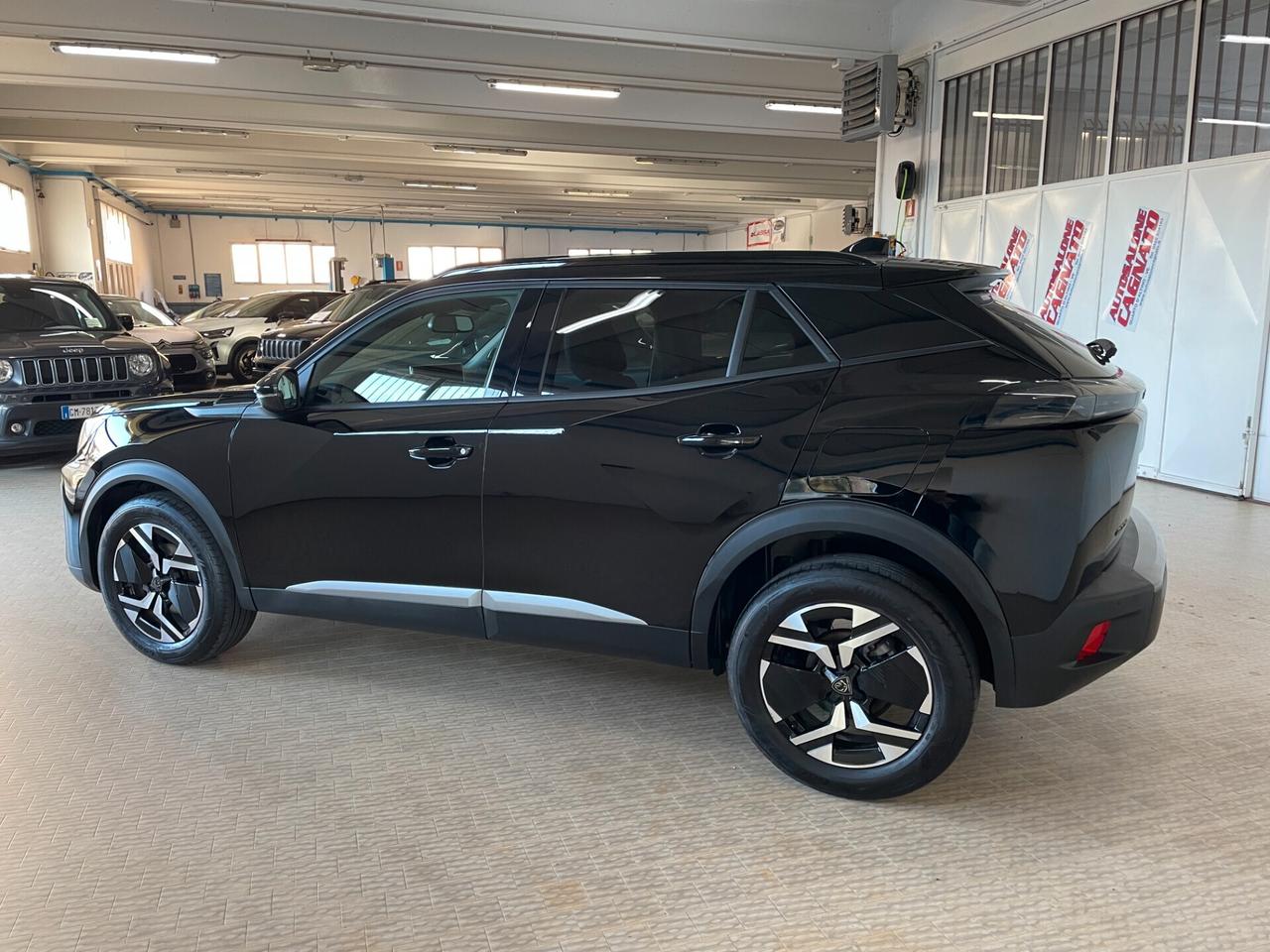 Peugeot 2008 100cv Allure 2025 NERO metalizzato