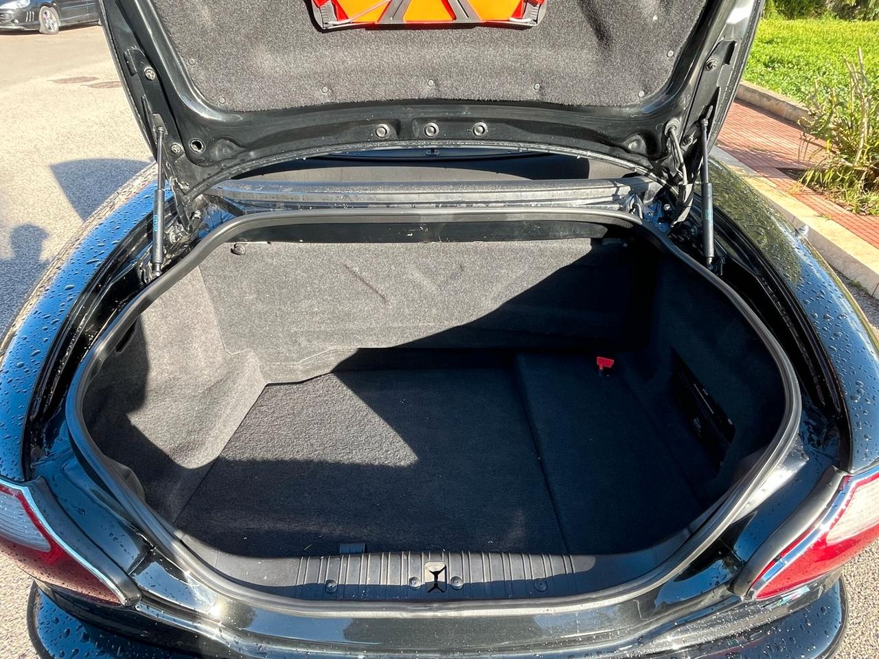 MAGNIFICA JAGUAR XKR CABRIO 363 CV - 8 CILINDRI - ASI - 125000 KM - DA VEDERE.