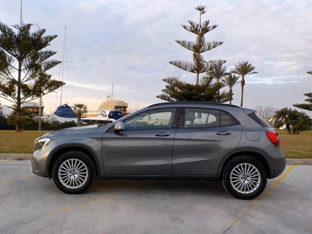 Mercedes-benz GLA 180 GLA 180 d Automatic Premium