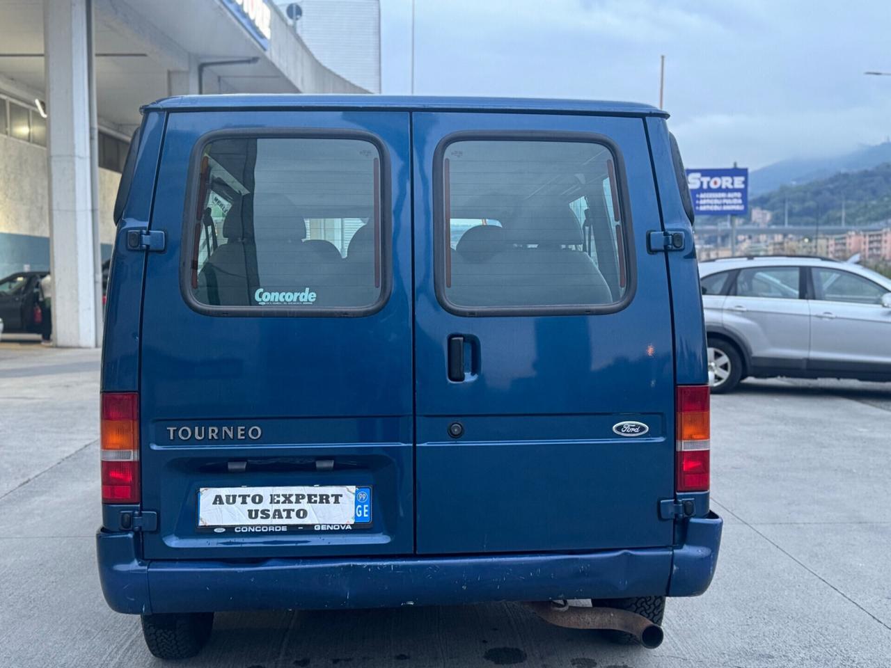 Ford Transit/ Tourneo 2.5 TD/100CV 9 POSTI full optional