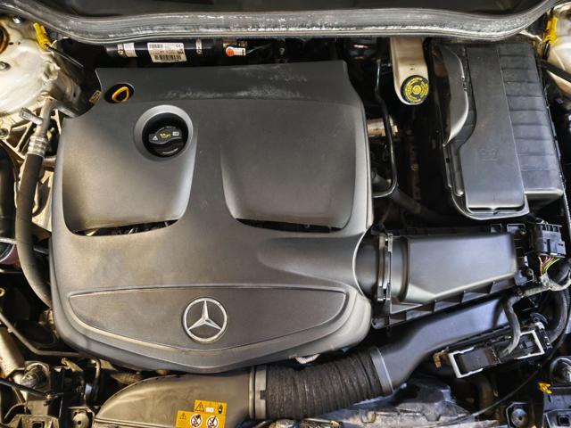 MERCEDES-BENZ CLA 220 SW PREMIUM AMG CV.184 4-MATIC +TETTO+ 18'+PELLE