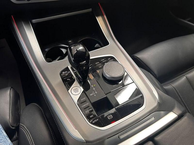 BMW X5 xdrive30d mhev 48V xLine auto