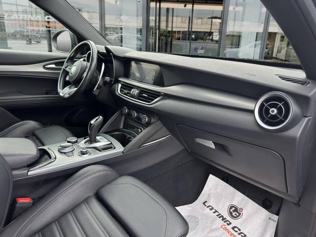 Alfa Romeo Stelvio 2.2 t Veloce Q4 210cv AUTOM con Telecam e CarPlay