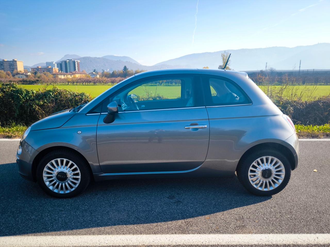 FIAT 500 1,2 BENZINA-LOUNGE -EURO 6- OK NEOPATENTATI