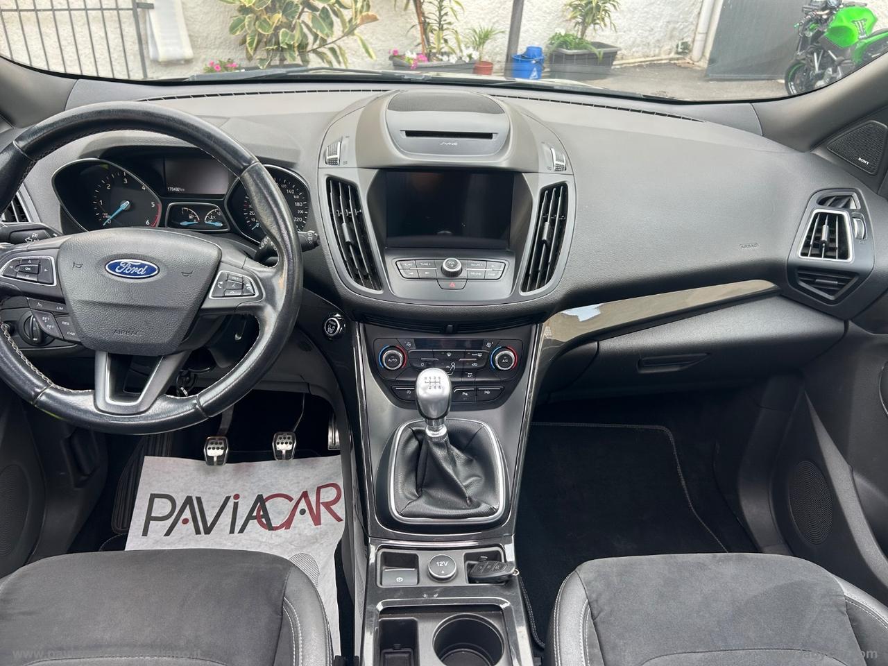 FORD Kuga 2.0 TDCI 150CV S&S 2WD ST-Line Bus.