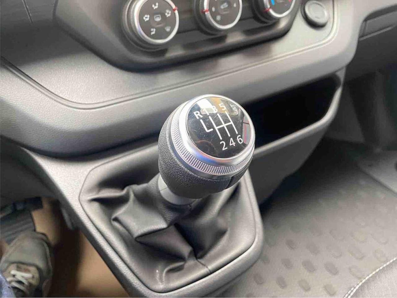 Renault Trafic BluedCi 110CV PL-TN Authentic