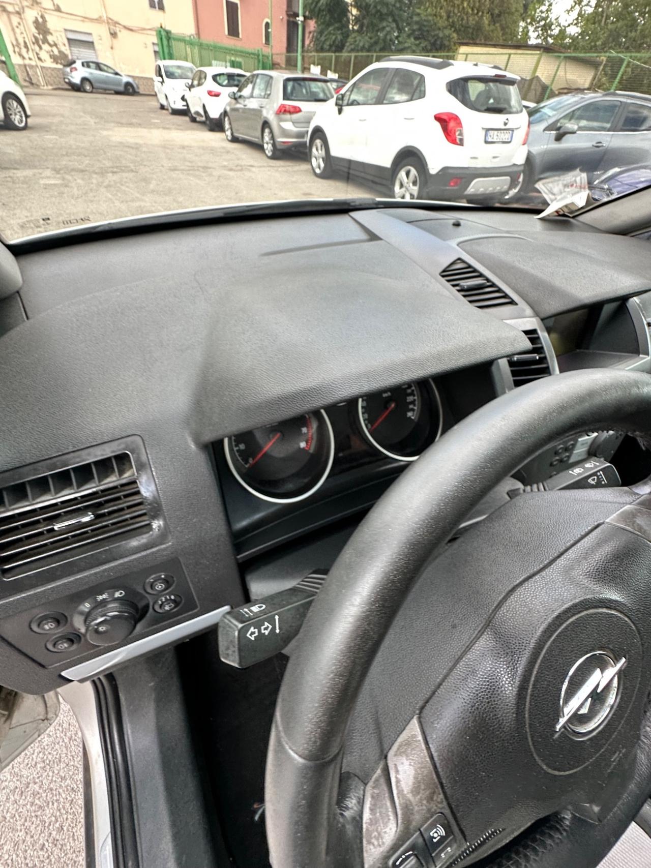 Opel Zafira 1.6 16V ecoM 94CV Cosmo