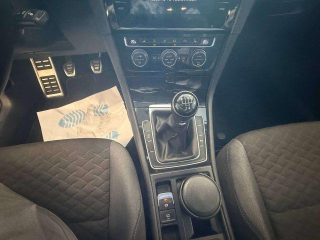 VOLKSWAGEN Golf Golf 5p 1.6 tdi Executive 115cv