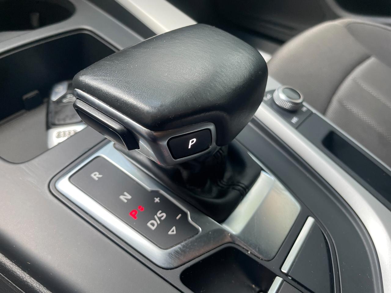 Audi A4 UNICO PROPRIETARIO - TAGLIANDI CERTIFICATI