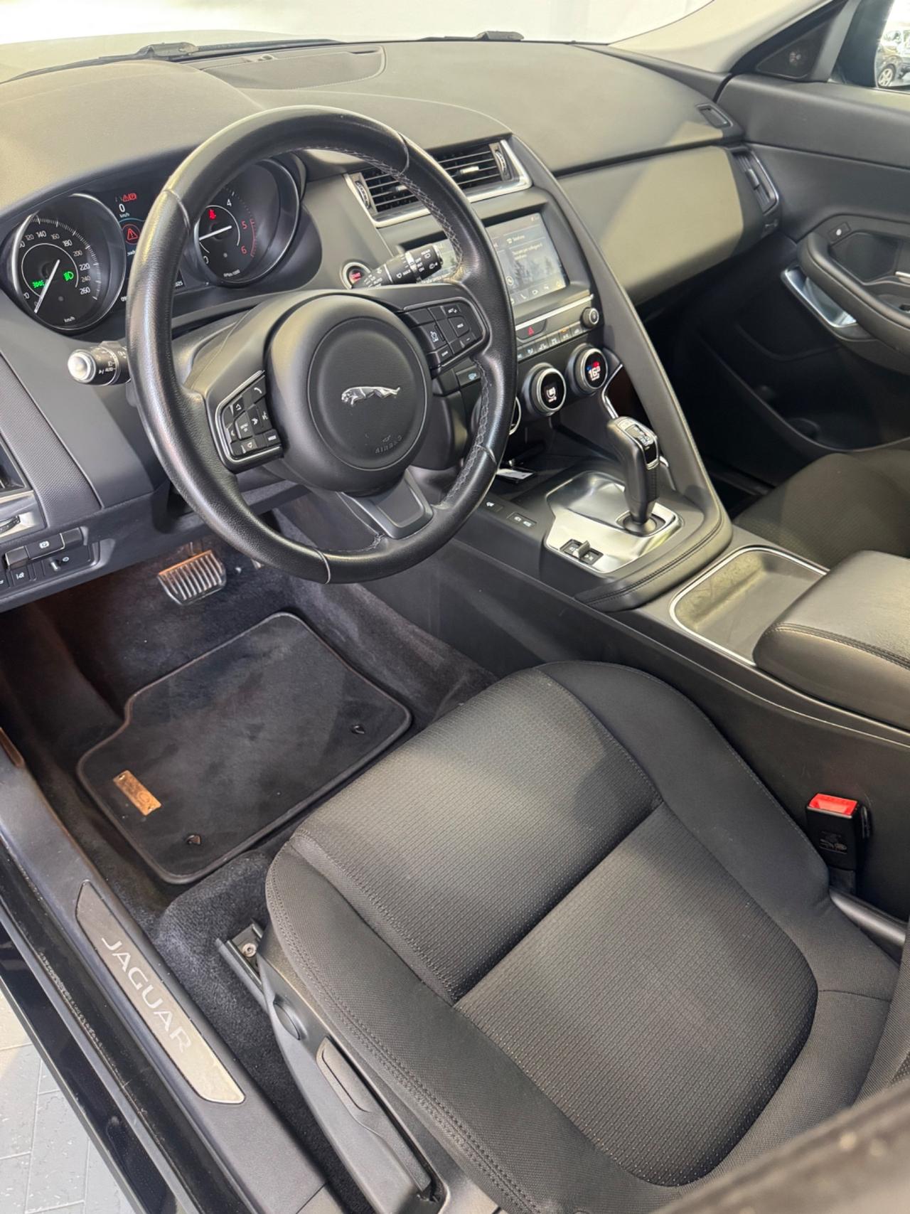 Jaguar E-Pace 2.0D 150 CV AWD aut. SE