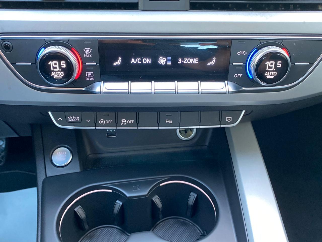 Audi A4 30 TDI/136 CV S tronic Business Advanced