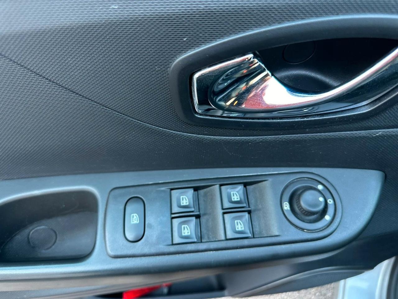 Renault Captur dCi 8V 90 CV Start&Stop Energy Life NEOPATENTATI