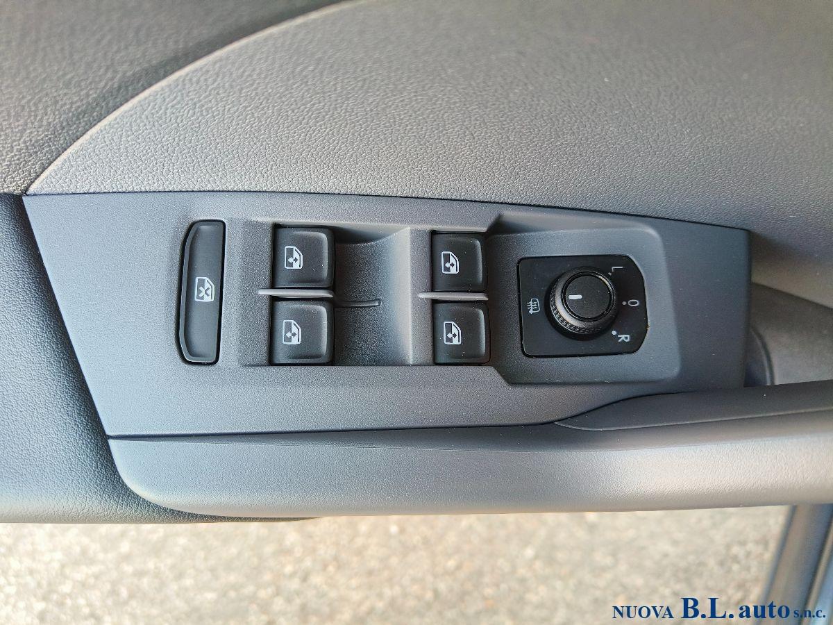 VOLKSWAGEN - T-Cross - 1.0 TSI Style