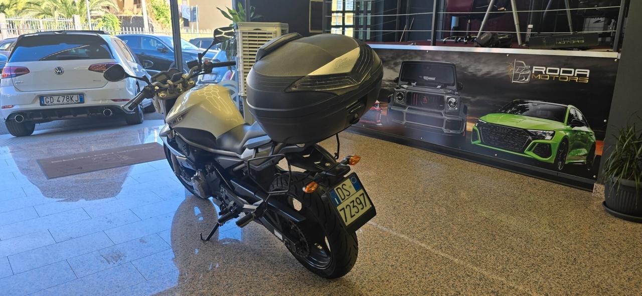 Yamaha XJ 600