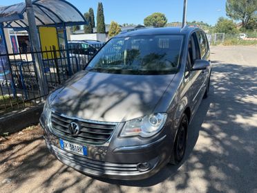 Volkswagen Touran 2.0 16V TDI Highline