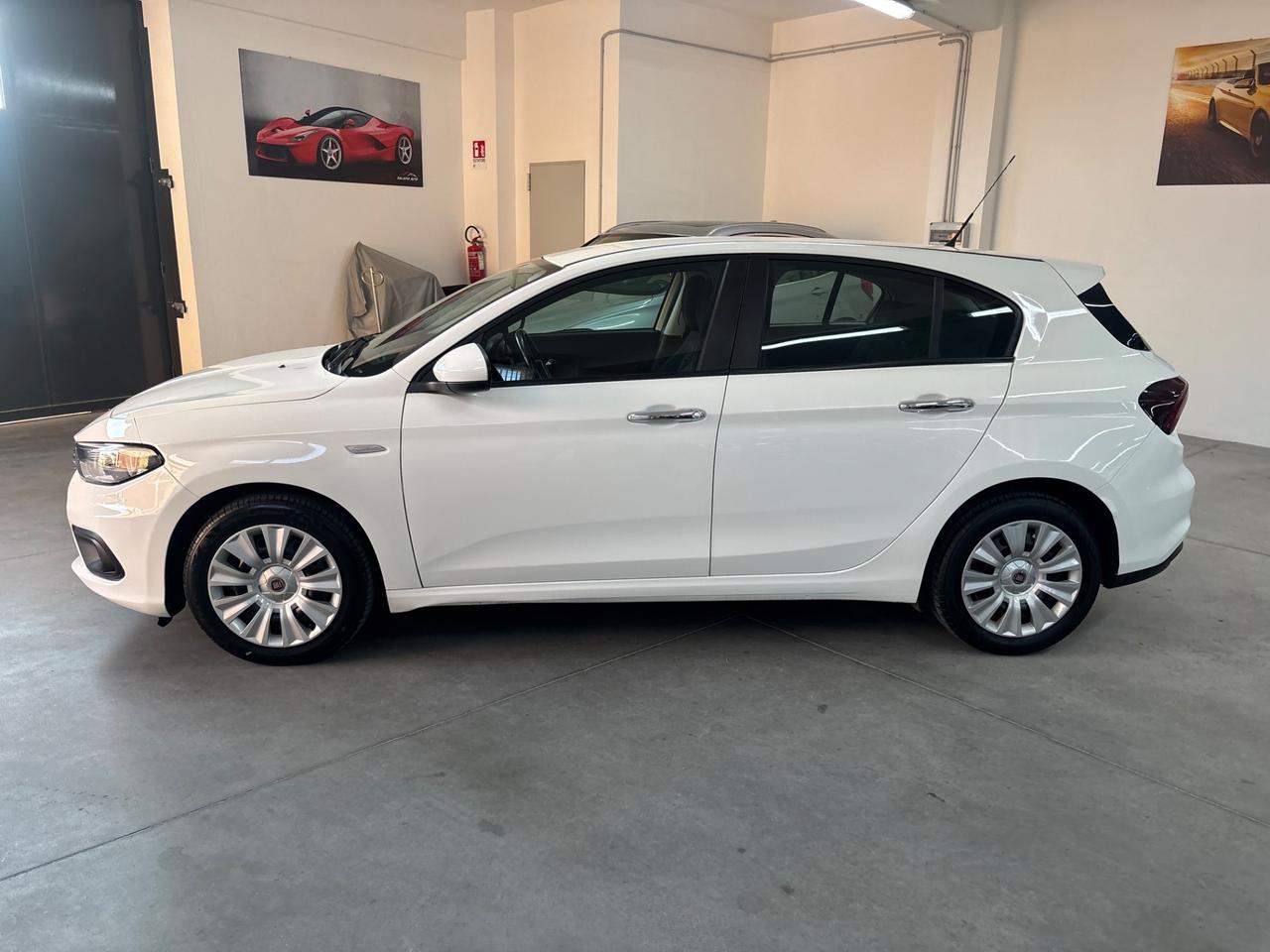 Fiat Tipo 1.3 Mjt S&S 5 porte Easy