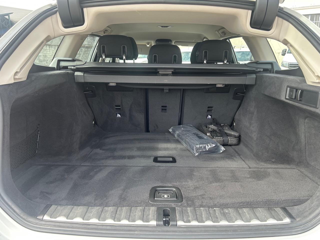 Bmw 320d 48V Touring LCI '23