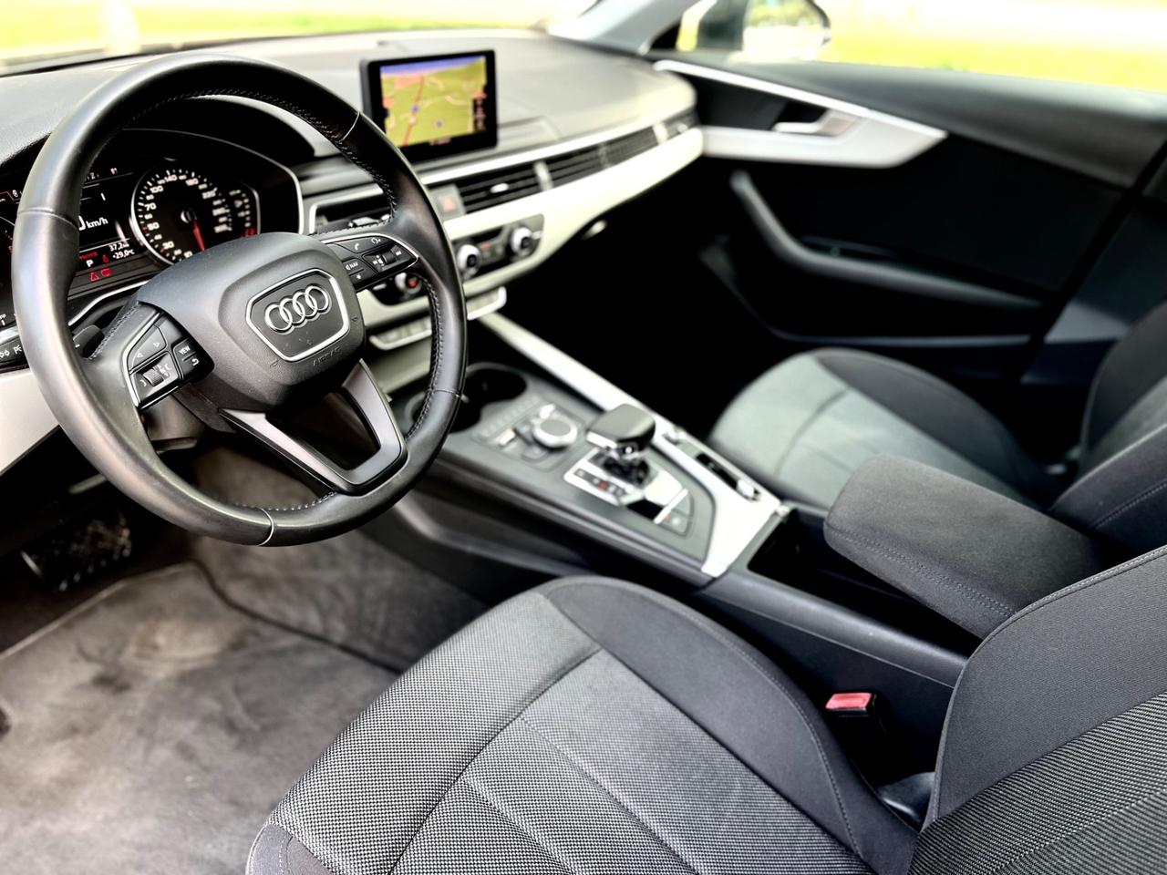 Audi A4 Avant 2.0 TDI 150 CV S tronic TAGLIANDI AUDI