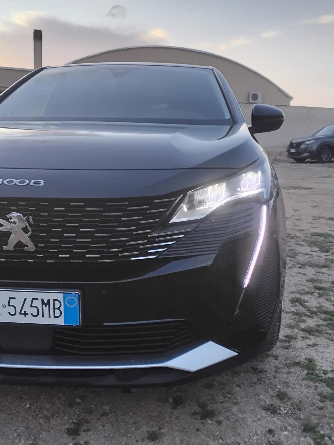 Peugeot 3008 BlueHDi 130 S&S EAT8 Allure