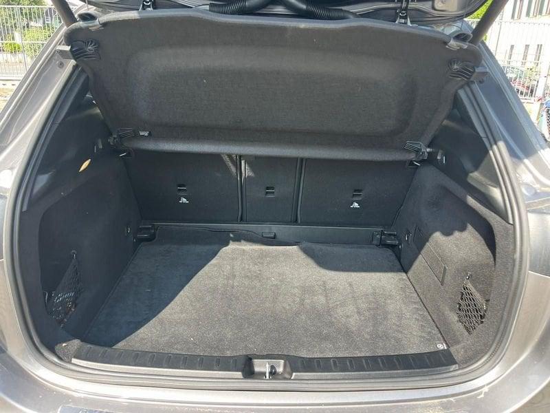 Mercedes-Benz GLA GLA 180 d Automatic Premium