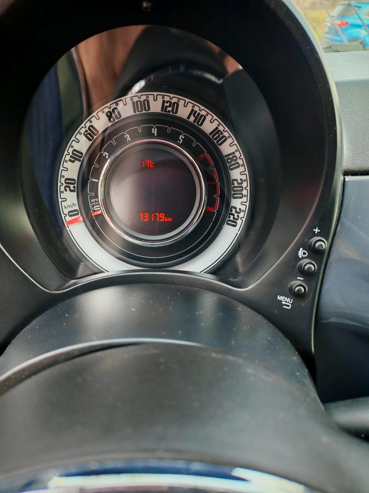 Fiat 500 C 1.0 Hybrid Red