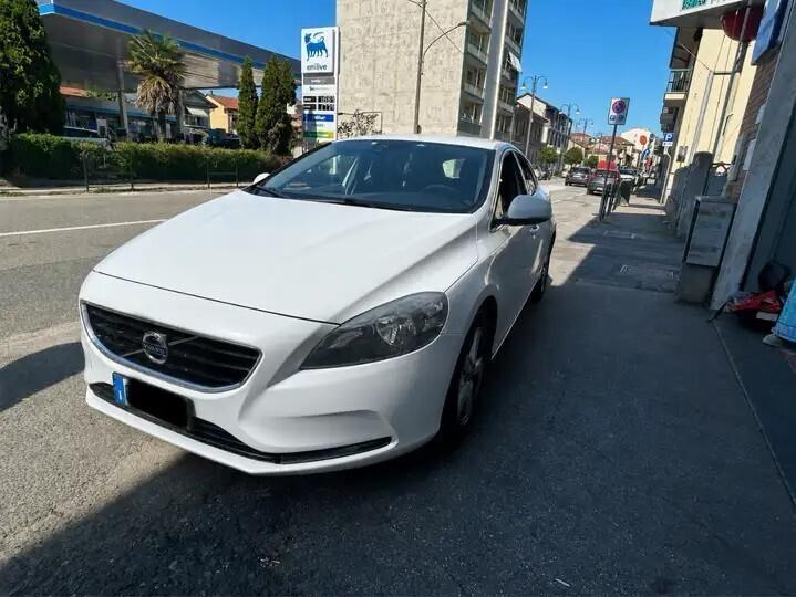 Volvo V40 D3 Geartronic Momentum
