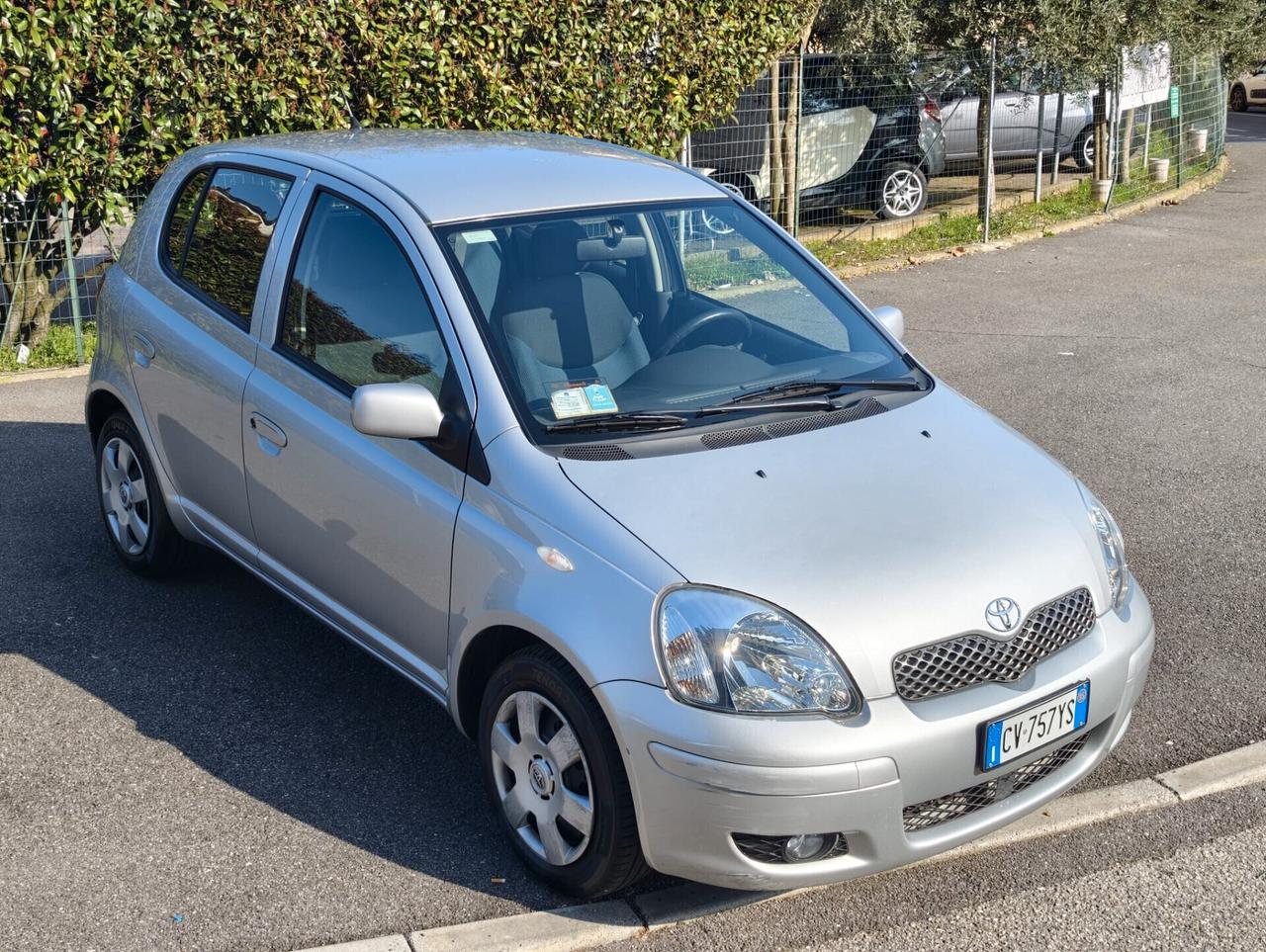 Toyota Yaris 1.0i 16V cat 5 porte Expo