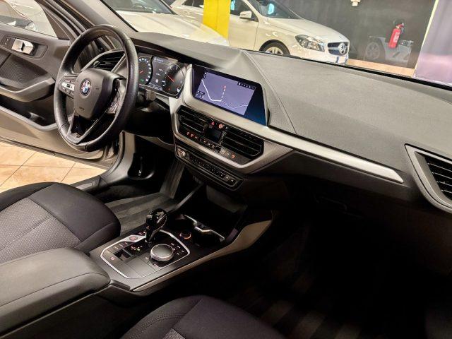 BMW 116 d 5p. SERVICE BMW - OK NEOPATENTATO