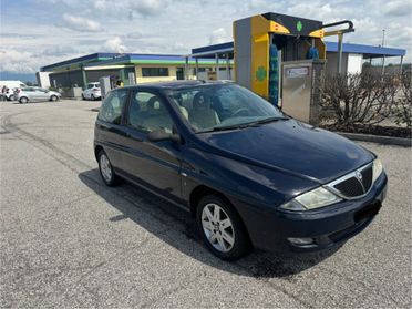 Lancia Y 1.2i cat LS + GPL