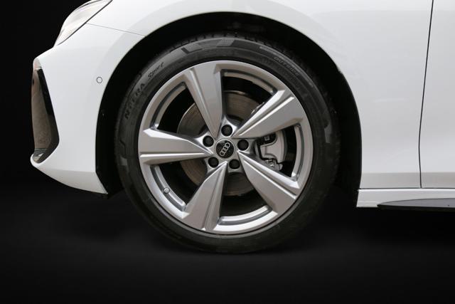 AUDI A6 Avant TDI 204CV S tronic S line edition