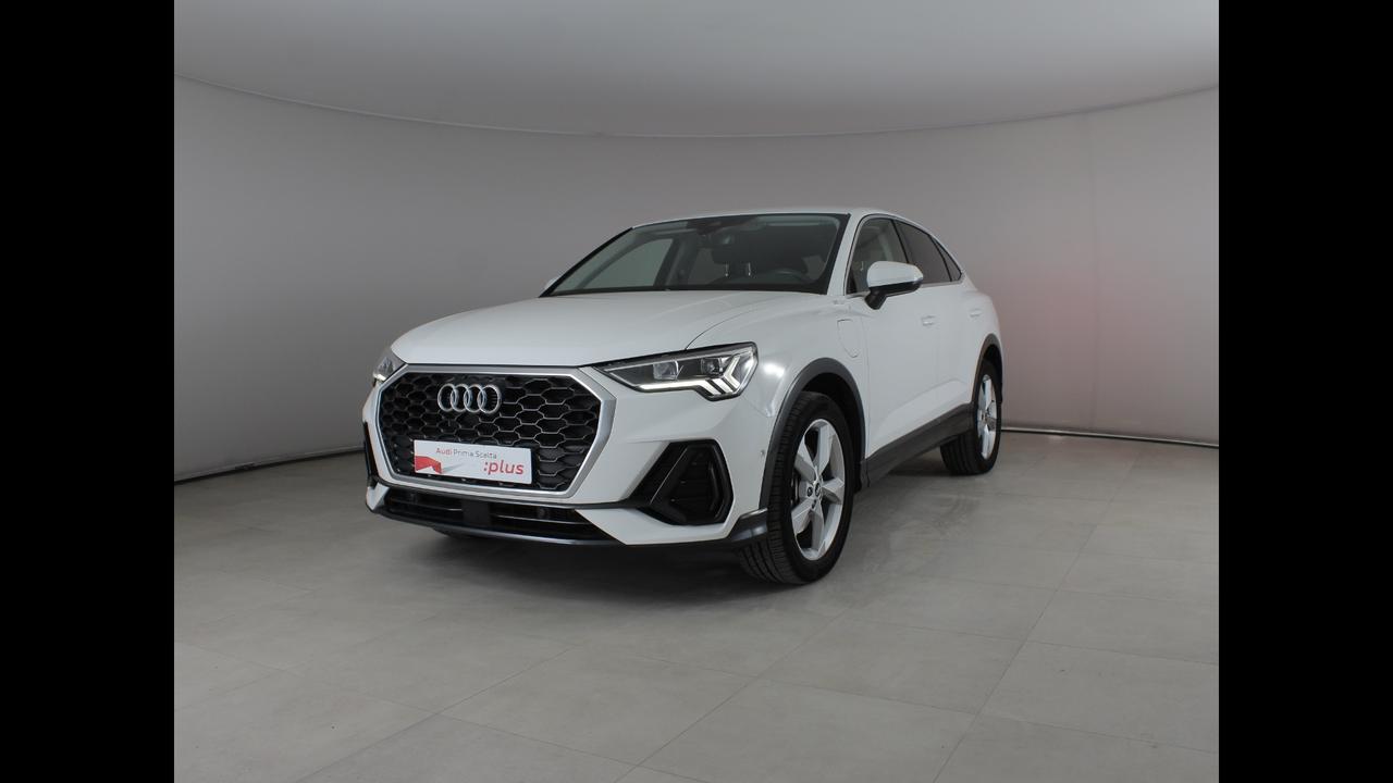 AUDI Q3 I 2019 Sportback - Q3 Sportback 45 1.4 tfsi e Business Plus s-tronic