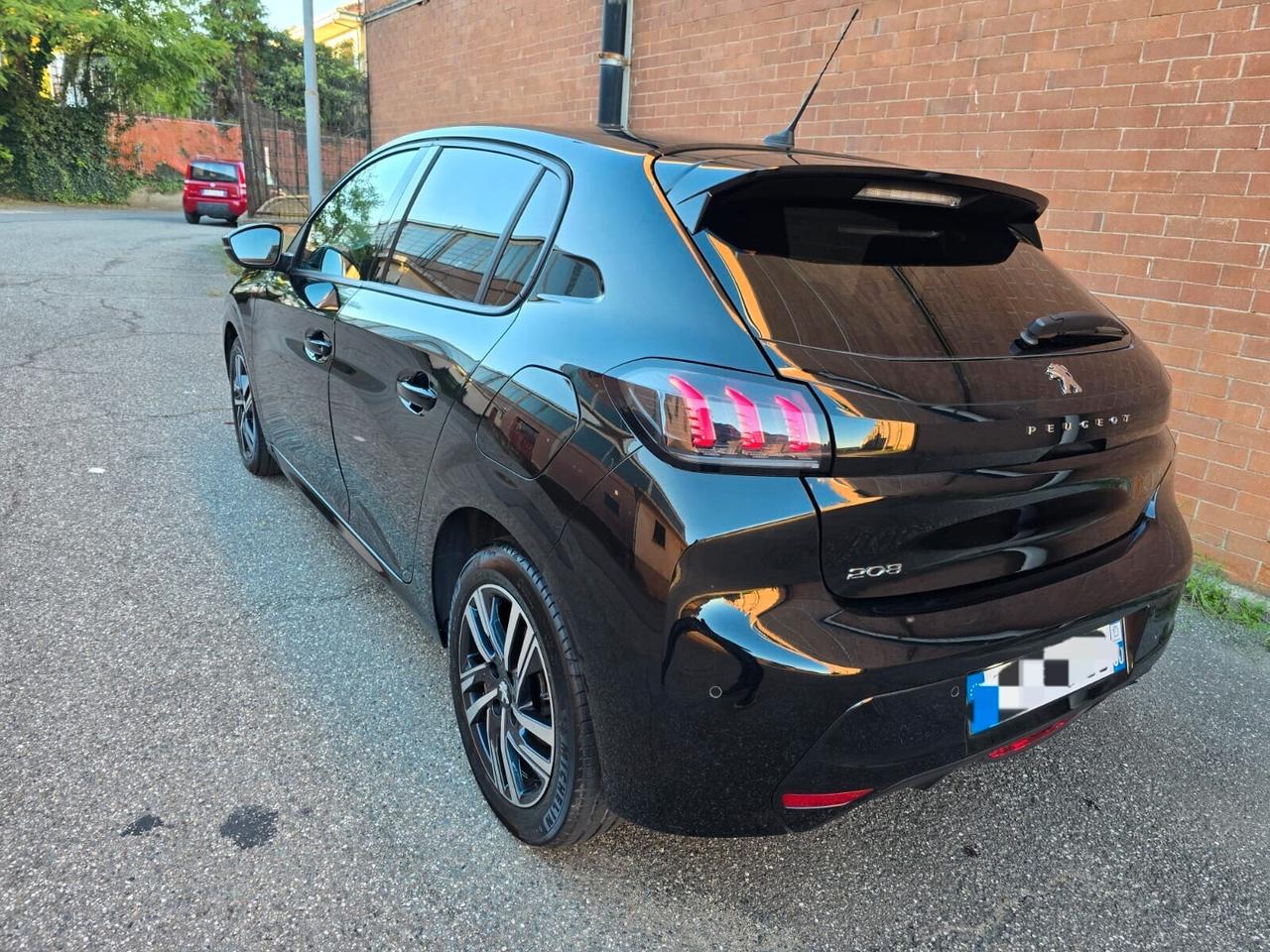 Peugeot 208 PureTech 100 Stop&Start 5 porte Allure